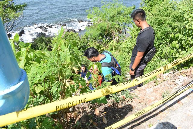 Polisi Sulit Ungkap Identitas Mayat di Senggigi 1 F MAYAT