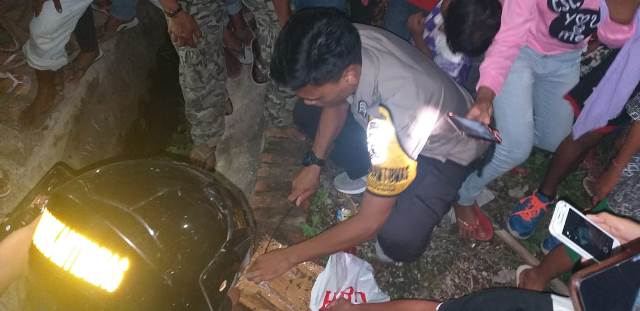 Warga Temukan Mayat Bayi Dibungkus Kardus 1 WhatsApp Image 2020 03 19 at 07.47.30