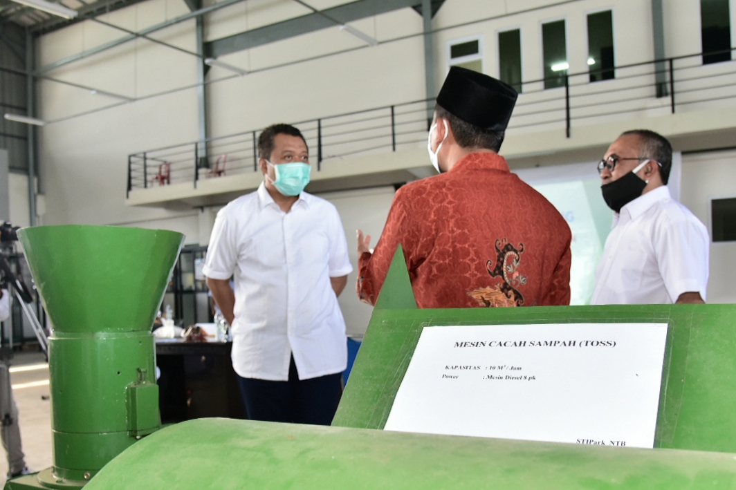 Bantu UMKM NTB, Gubernur Hadirkan STIPark Banyumulek 1 WhatsApp Image 2020 04 08 at 06.03.37