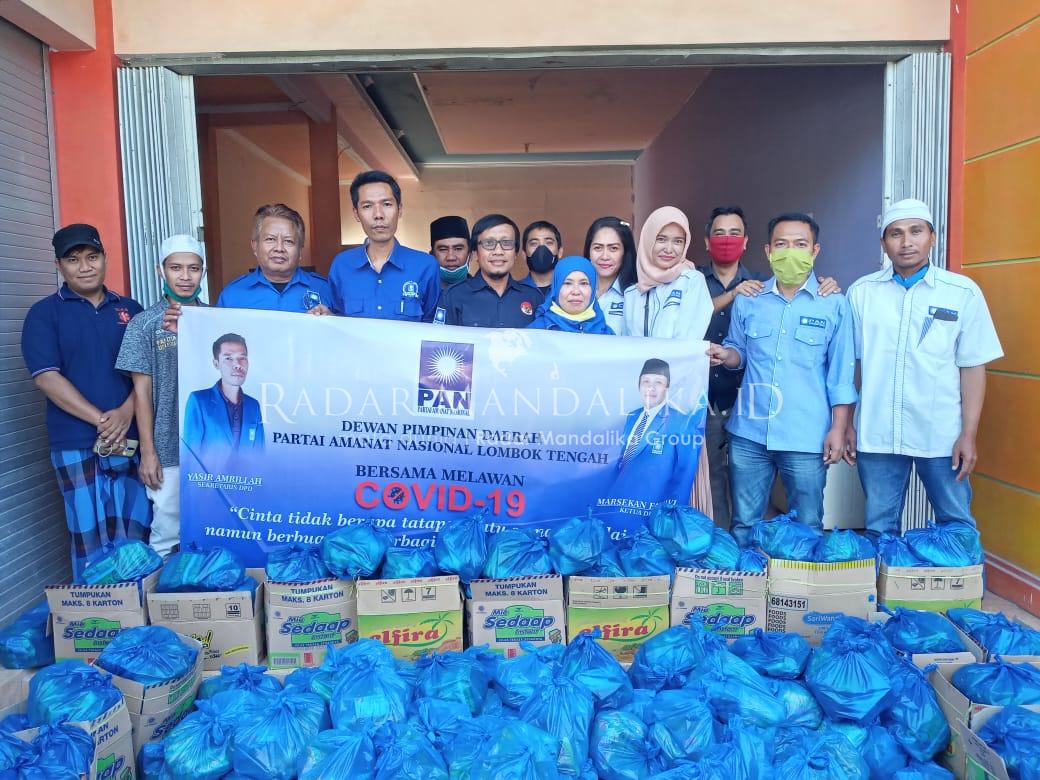 PAN Loteng Salurkan Ratusan Paket Sembako 1 WhatsApp Image 2020 05 01 at 03.08.19