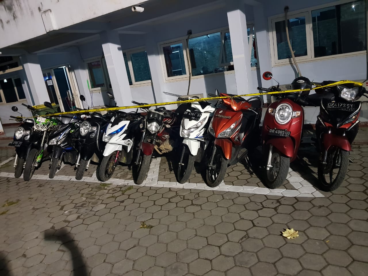 Ditemukan 10 Motor Hasil Curian, R Warga Bilelando Diciduk 1 WhatsApp Image 2020 05 15 at 05.33.13