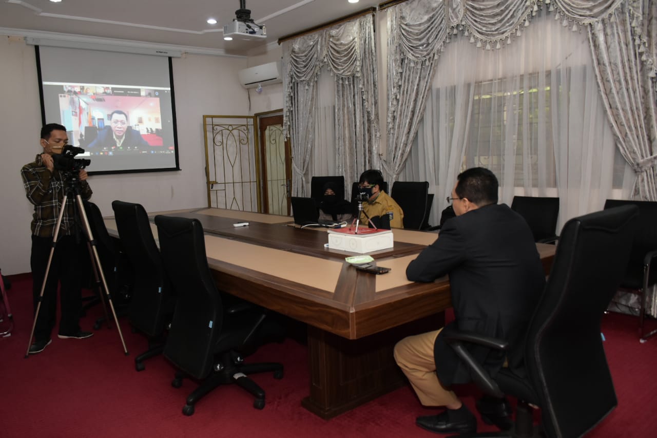 Gubernur Minta Peserta KKN Tematik Ikut Berkontribusi Penanganan Covid-19 1 WhatsApp Image 2020 05 18 at 01.28.52