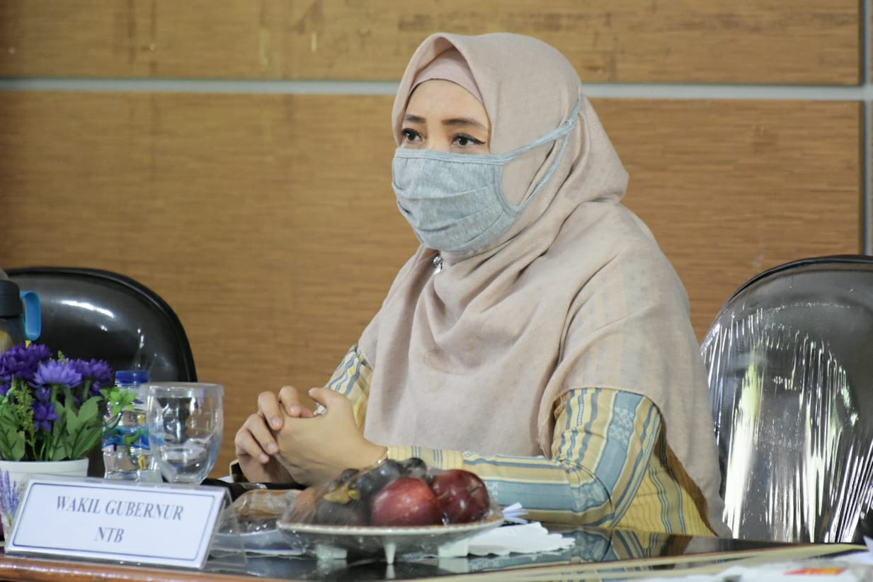 Wagub: Butuh Kedisiplinan yang Ekstra dari Masyarakat 1 WhatsApp Image 2020 05 28 at 05.07.21