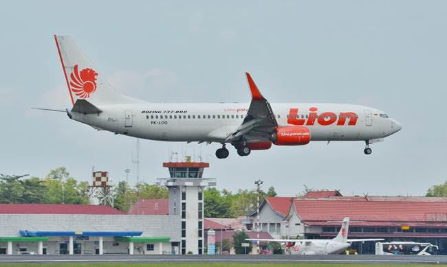 F Lion Air