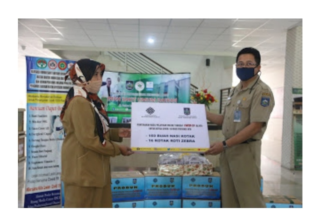RSUD NTB Terima bantuan Dari Disnaker NTB 1 WhatsApp Image 2020 06 24 at 13.39.04