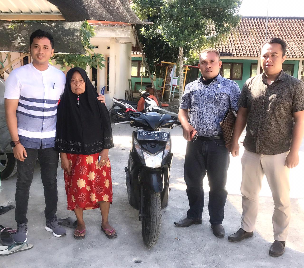 Inaq Kalsum Laporkan Anaknya ke Polda 1 F Laporkan anak