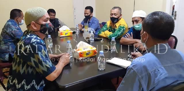 SMSI NTB Bentuk Pengurus Kabupaten Kota 1 F Rapat