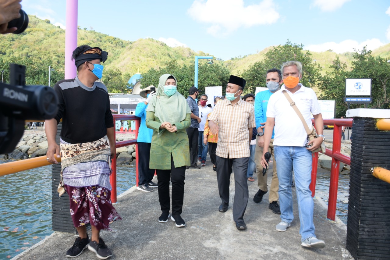 Wagub Minta Protokol Kesehatan Diperketat di Destinasi Pariwisata 1 WhatsApp Image 2020 07 18 at 04.03.05