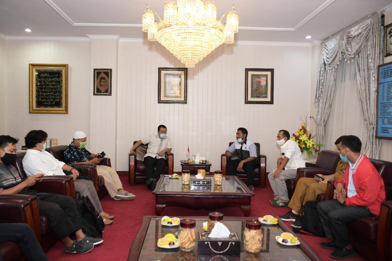 Gubernur Ingin 500 Motor Listrik Semarakkan HUT Kemerdekaan 1 WhatsApp Image 2020 07 20 at 06.04.53