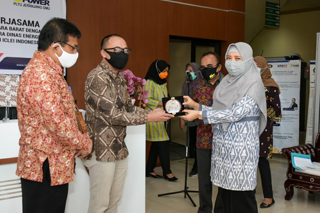 Pemprov NTB dan PLN Perkuat Kerjasama Pengolahan Sampah Jadi Bahan Bakar 1 WhatsApp Image 2020 07 21 at 04.30.23