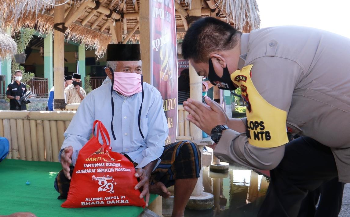 Puncak Ultah Pengabdian Ke-29 Alumni Akpol 1991 Digelar di Lombok Timur 1 WhatsApp Image 2020 07 27 at 06.11.40