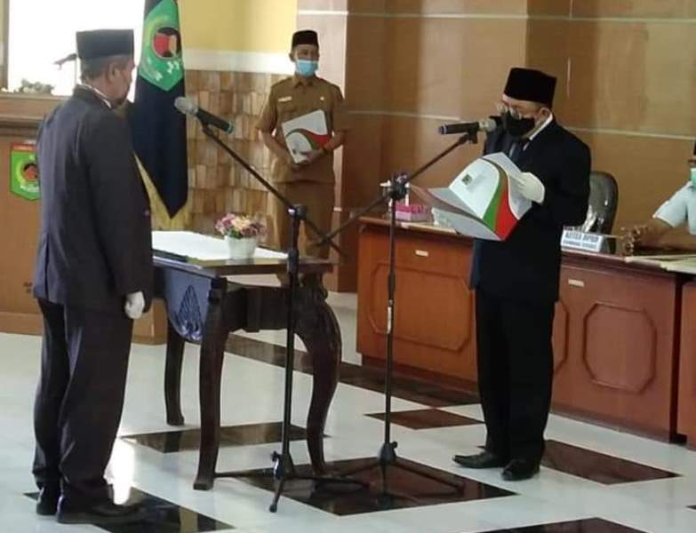 Maju Pilkada, Sekda KLU Diganti 1 F Lantik