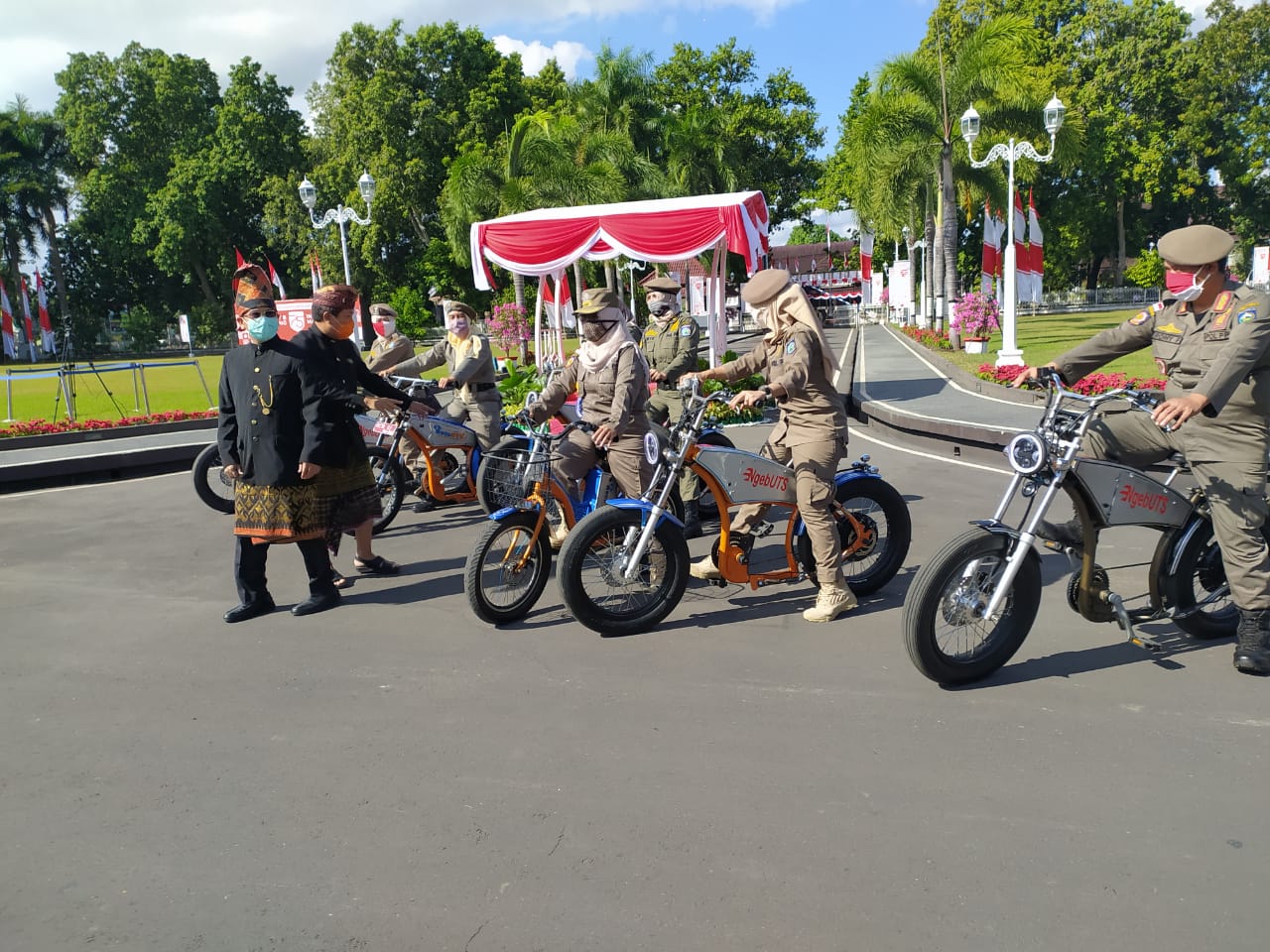 Warganet Apresiasi Peluncuran Sepeda Motor Listrik Buatan NTB 1 WhatsApp Image 2020 08 18 at 05.56.31 1