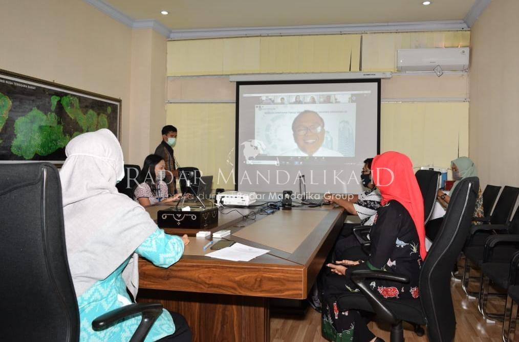 Diskusi dengan BI, Wagub Paparkan Strategi Pariwisata Berkelanjutan di NTB 1 IMG 20200904 WA0002