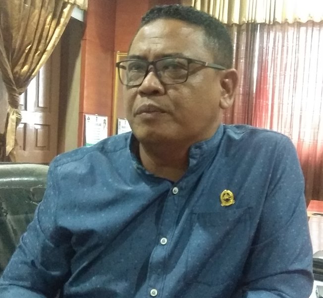 F Dewan Bukhori