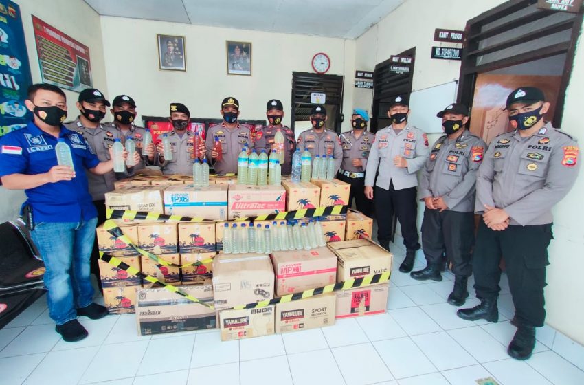 Ribuan Botol Arak dan Brem Gagal Dikirim ke Sumbawa 1 F GAGALKAN