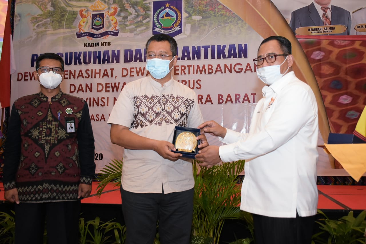 Gubernur Ajak Kadin Bersama-sama Mambangun Ekonomi NTB 1 IMG 20201121 WA0093