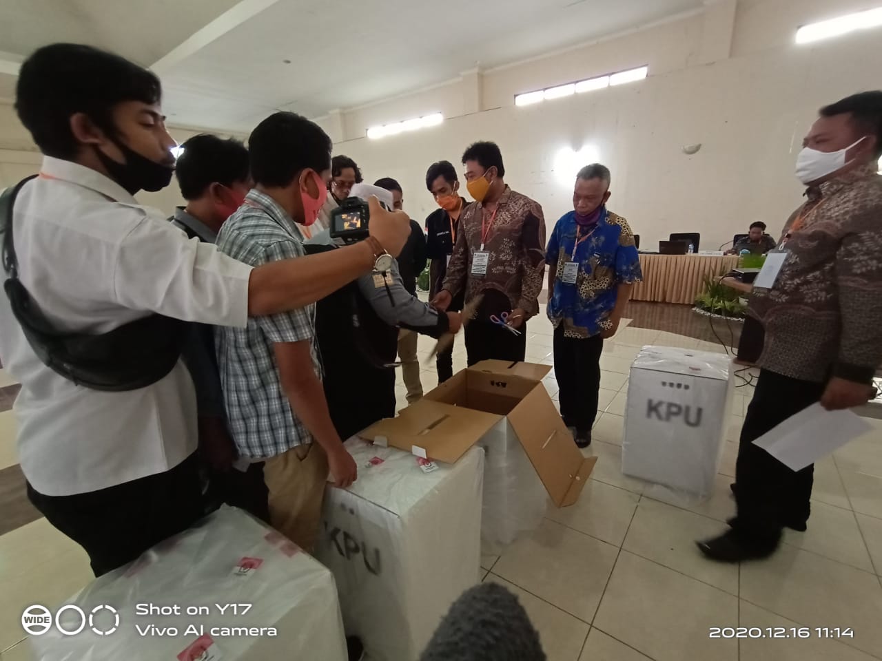 f buka 1