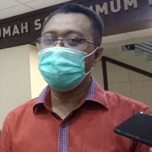 Santai, Gubernur Siap Diinterpelasi 1 F Gubernur 2
