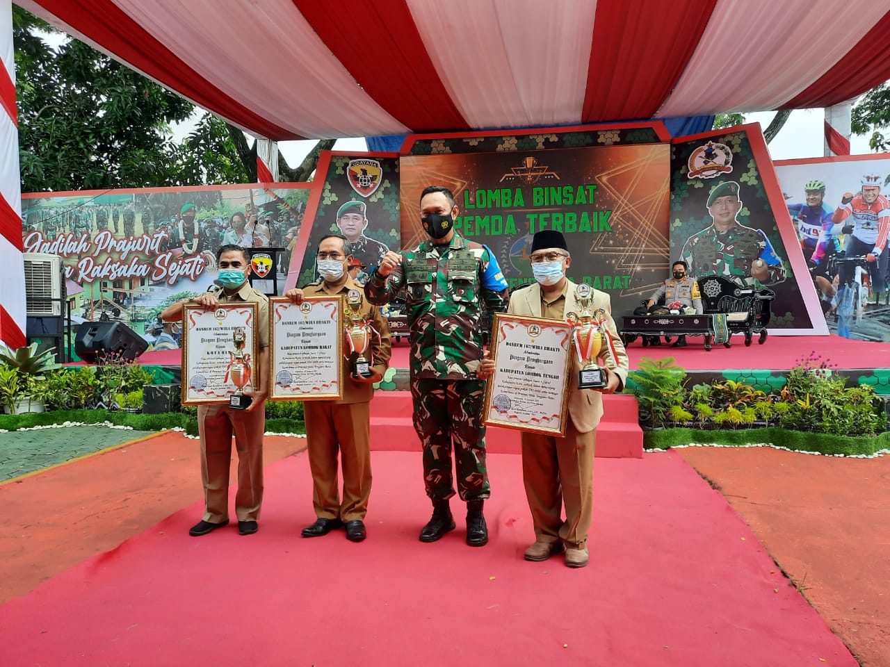 Jempol…! Loteng Menjadi Kabupaten Terbaik di NTB 1 Penghargaan
