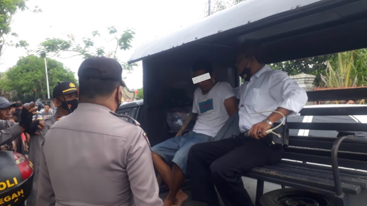 Polisi Amankan Pelaku Pencuri Kotak Amal Rumah Yatim 1 WhatsApp Image 2021 01 07 at 6.56.04 AM