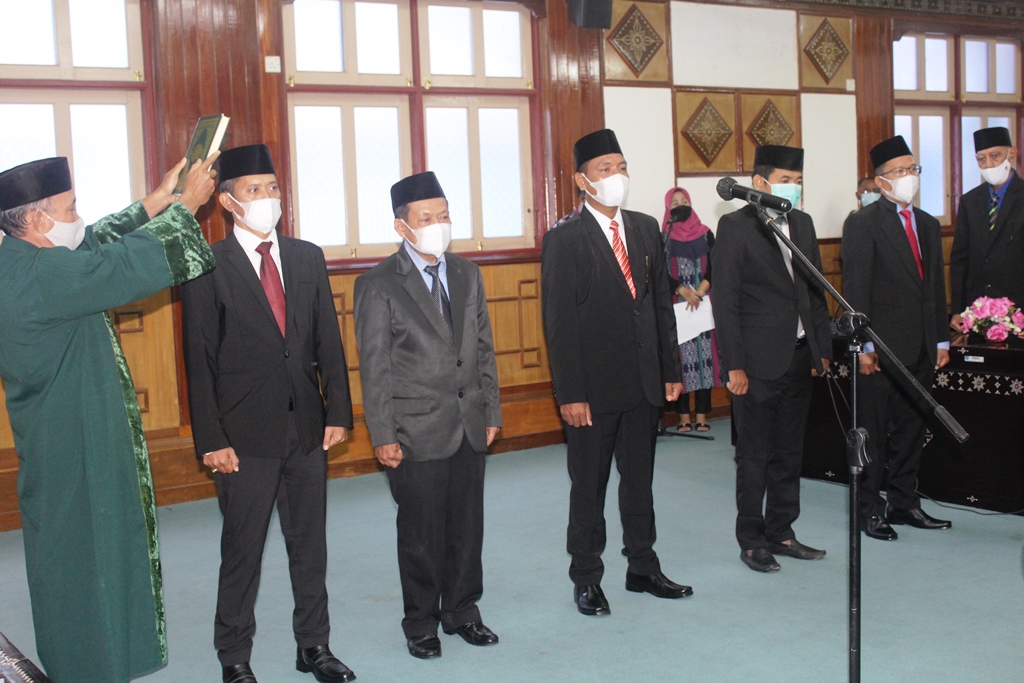 F Bok 6