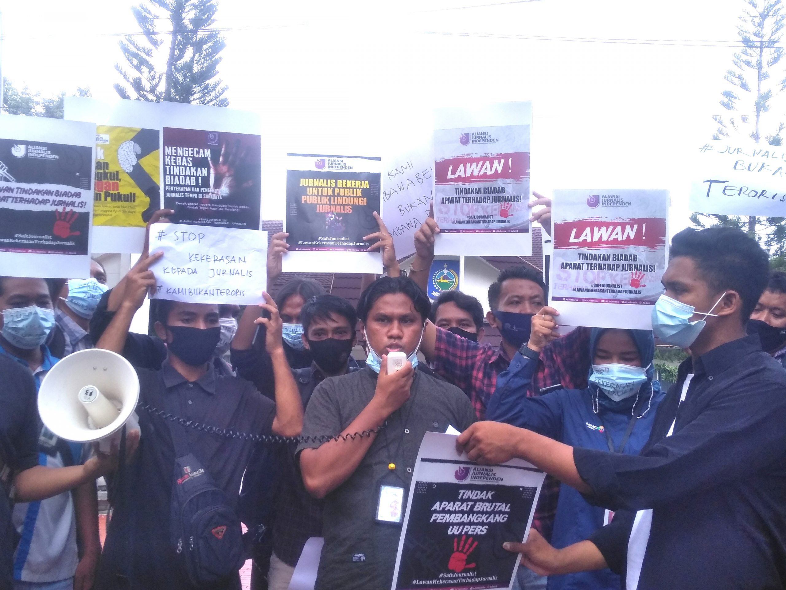 Desak Usut Kekerasan Menimpa Wartawan Tempo 1 F Jurnalis scaled
