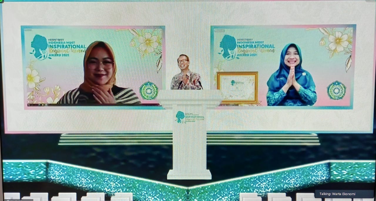 Bunda Niken Terima Penghargaan Indonesia Most Inspirational Regional Women Award 2021 1 IMG 20210430 WA0048