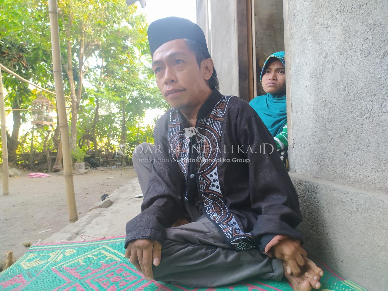 30 Tahun Guru Ngaji Ini Ngesot ke Musala, Sahnan: Saya Ihklas Demi Allah 1 WhatsApp Image 2021 04 27 at 06.25.17