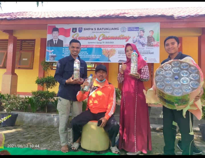 SMPN 5 Batukliang Hebat, Daur Ulang Sampah Plastik 1 Classmeet