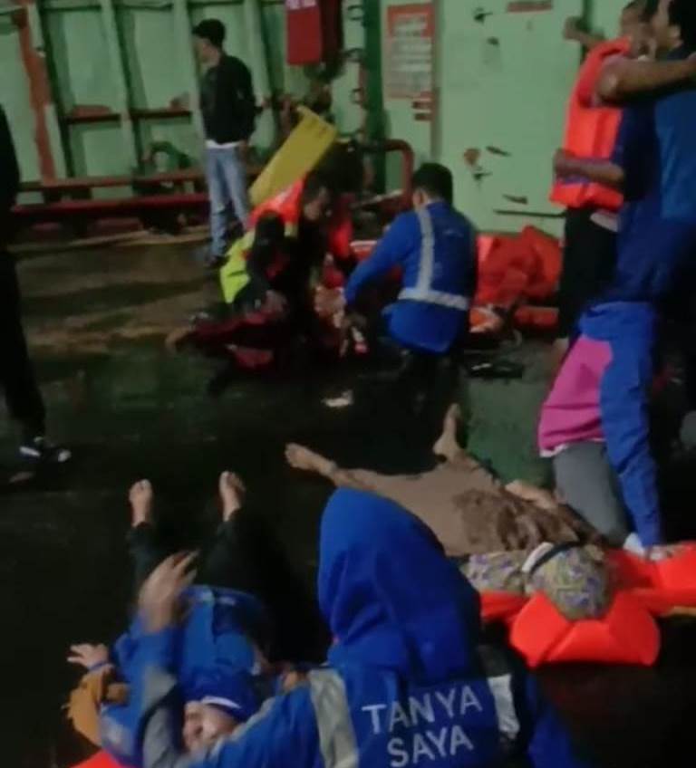 Innalillah, KMP Yunicer Tenggelam di Perairan Selat Bali 1 F evakuasi