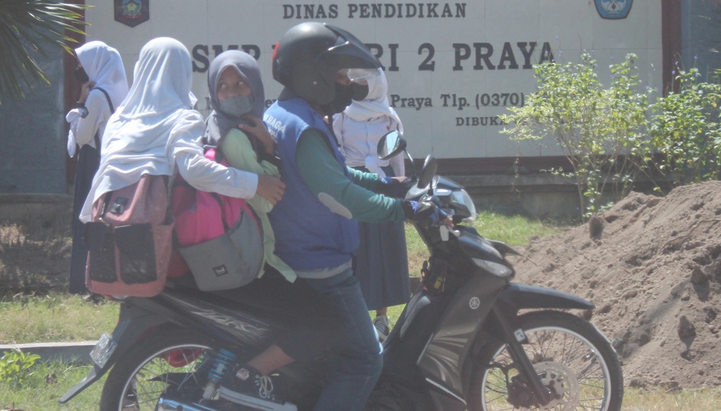 F Sekolah 1