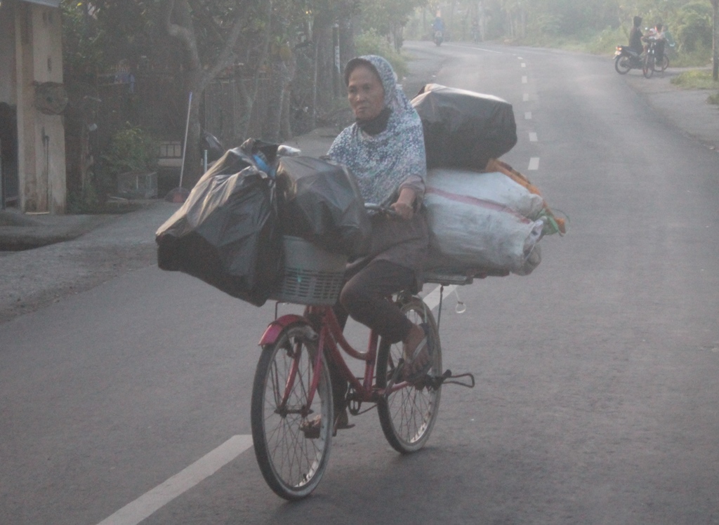PPKM Diperpanjang, Kami Makan Apa? 1 F pemulung 1