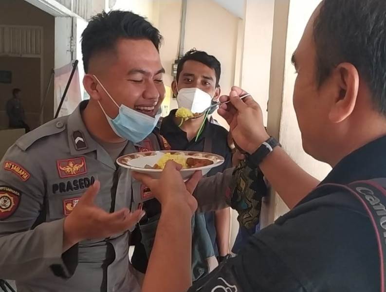 Iqbal jadi Polisi Termuda di Polres Lombok Tengah 1 F polisi termuda
