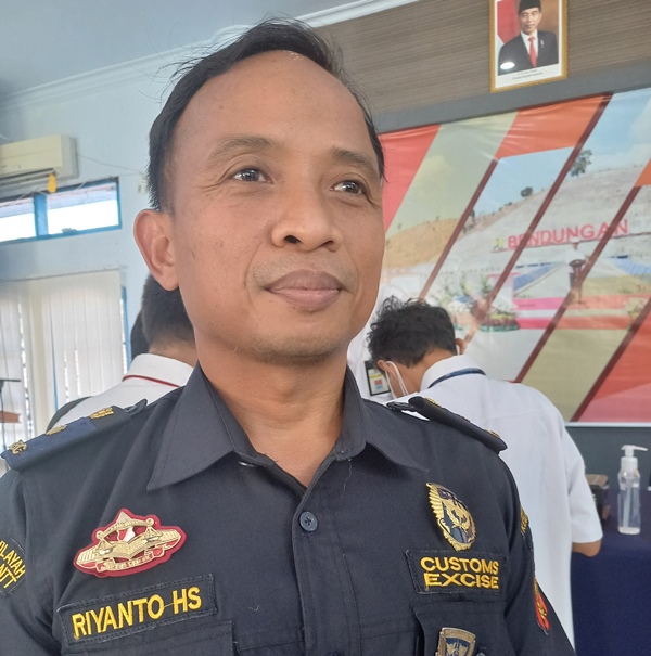 F Kasi Penyidikan dan Penindakan KPPBC Mataram