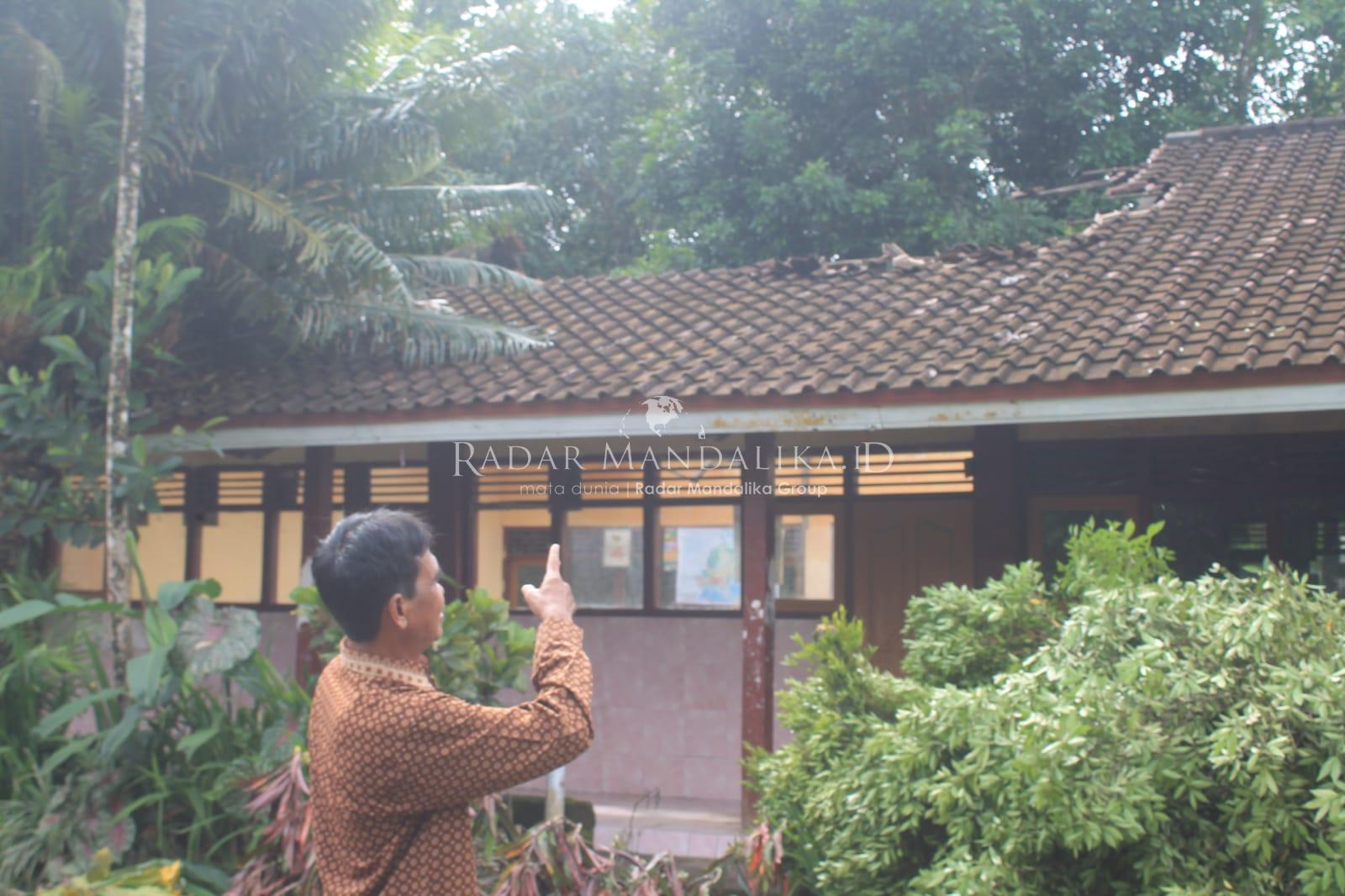 F roboh SDN 3
