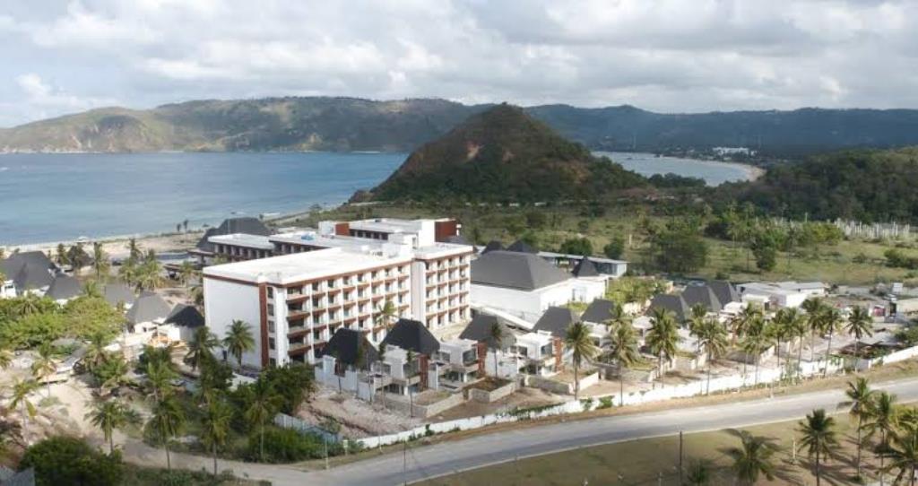F hotel pullman