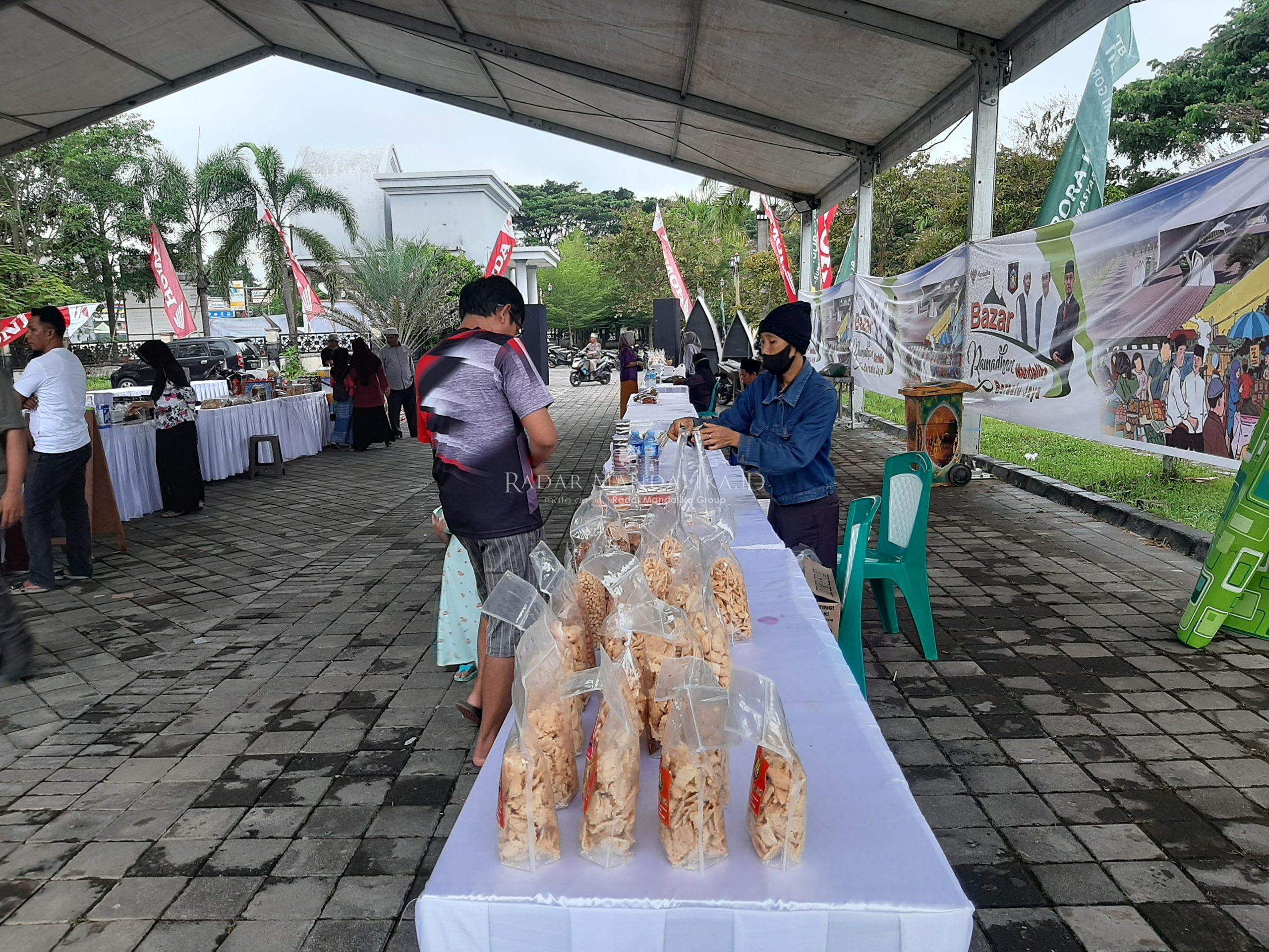 F AAA Bazar scaled