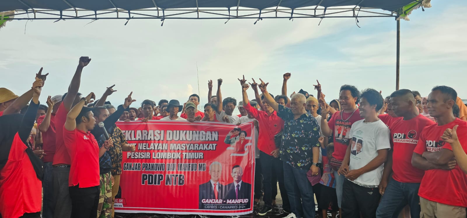Front Nelayan dan Masyarakat Pesisir Tanjung Luar Lombok Timur Deklarasi Dukung dan Siap Menangkan Ganjar-Mahfud MD