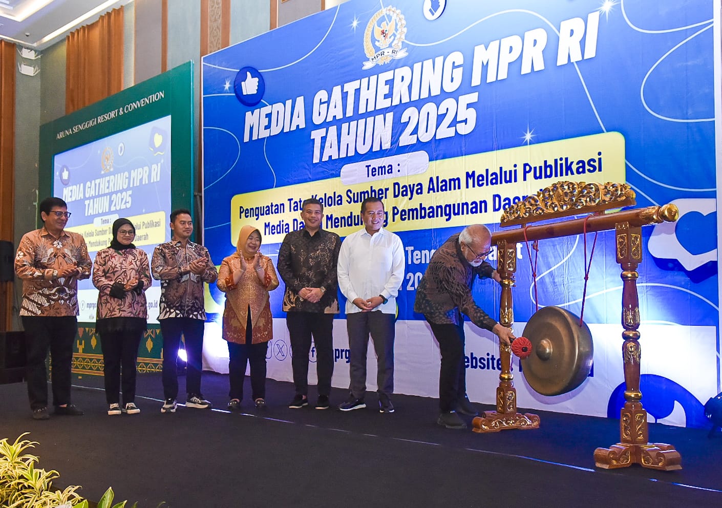 Media Gathering di Lombok, Miq Iqbal Ajak Wartawan Parlemen Promosikan Keindahan Alam NTB