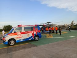 Pendaki Asal Swiss Terjatuh di Gunung Rinjani Dievakuasi Pakai Helikopter