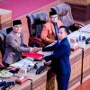 Rapat Paripurna, Banggar DPRD Lombok Tengah Sampaikan Hasil Pembahasan Nota Keuangan dan APBD Perubahan Tahun 2025