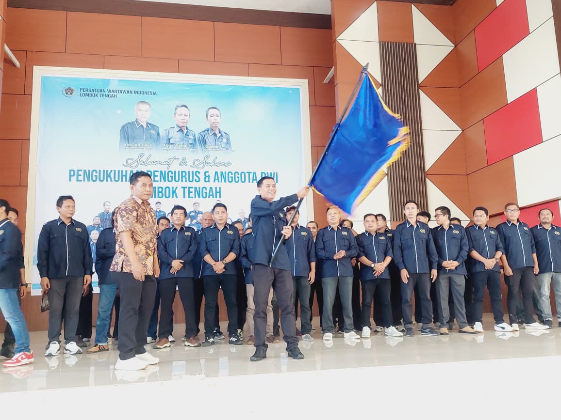 Pengurus PWI Lombok Tengah Periode 2025-2028 Resmi Dikukuhkan