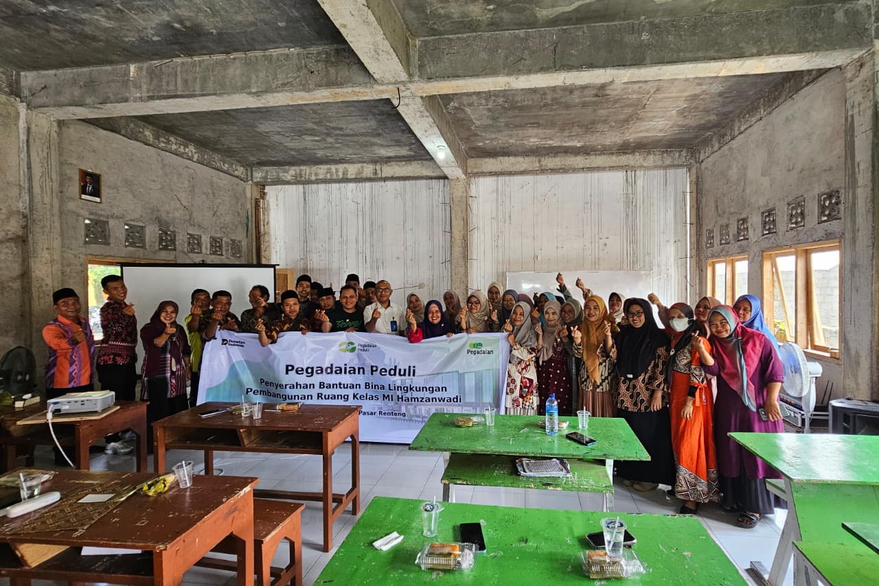 Pegadaian Salurkan Bantuan Bina Lingkungan Pembangunan Ruang Kelas MI Hamzanwadi