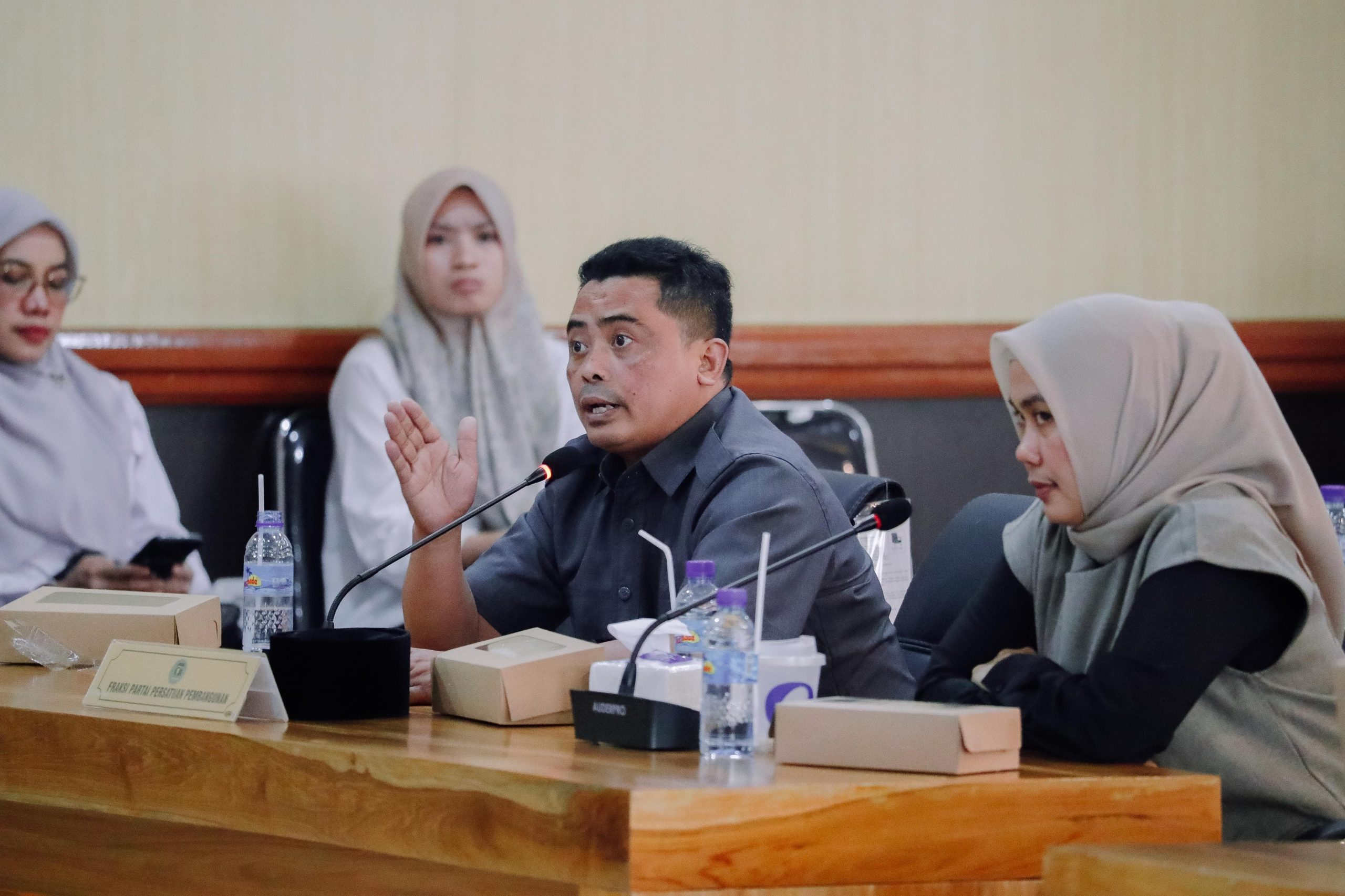 Seleksi KPID Molor, Komisi I Tegaskan Tidak Langgar Aturan