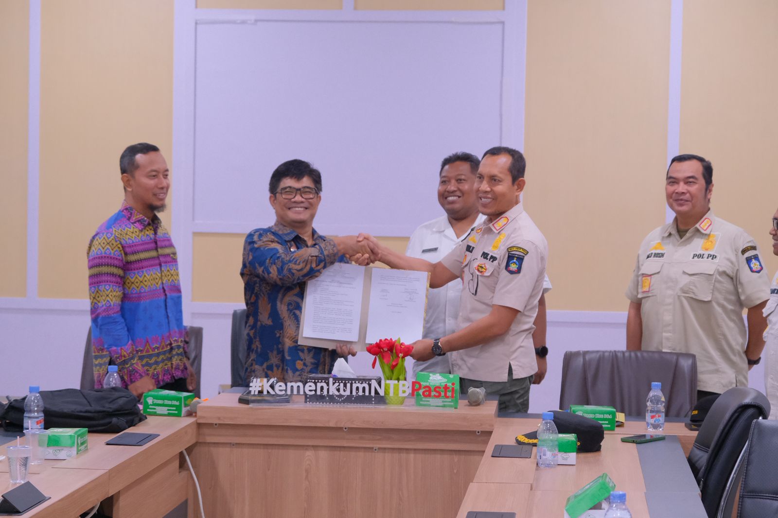 Kanwil Kemenkum NTB Harmonisasi Raperda Ketertiban Umum Kabupaten Lombok Tengah