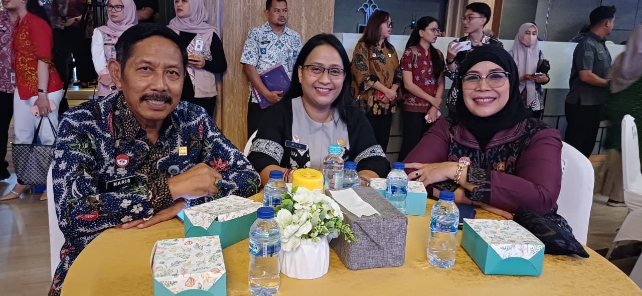 Kanwil Kemenkum NTB Hadiri Penandatanganan Komitmen Bersama ZI dan Perjanjian Kinerja Kemenkum 2026