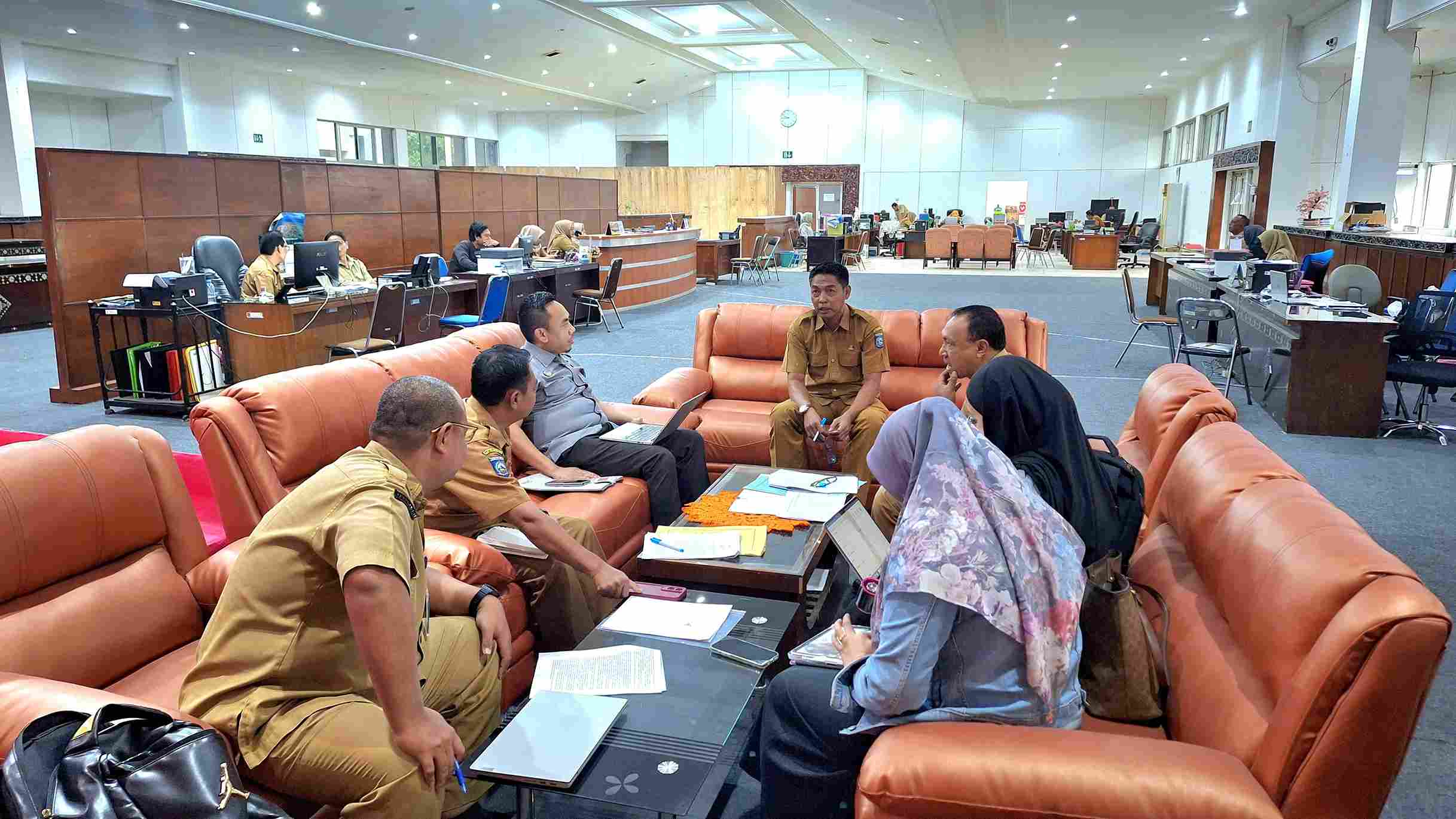 Kanwil Kemenkum NTB Hadiri Rapat Konsultasi Perubahan Perda Pajak dan Retribusi Daerah Kabupaten Sumbawa