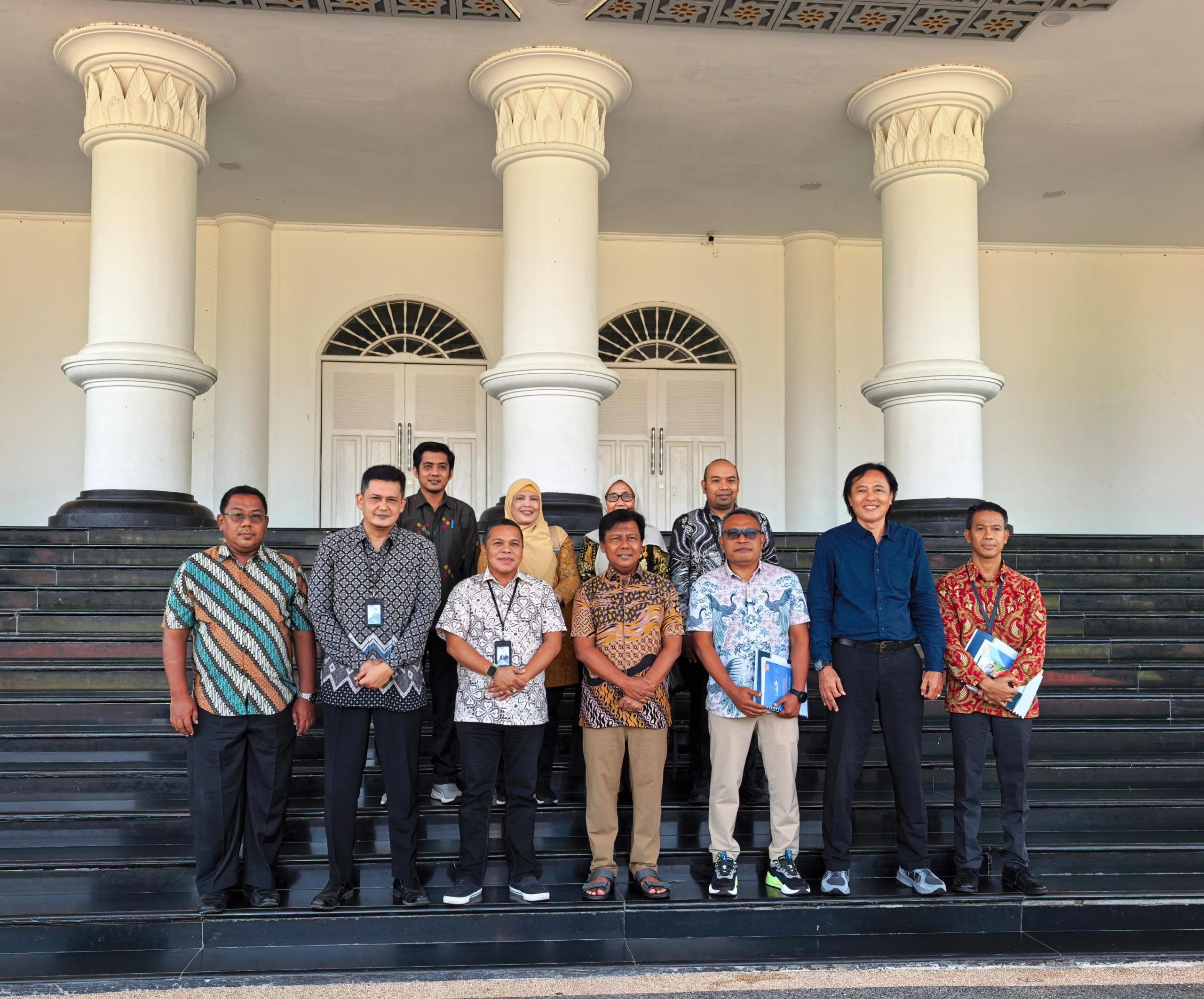 Manajemen Baru PT BPR NTB Tancap Gas, Komut Lalu Kholid Karyadi Konsolidasi ke Daerah