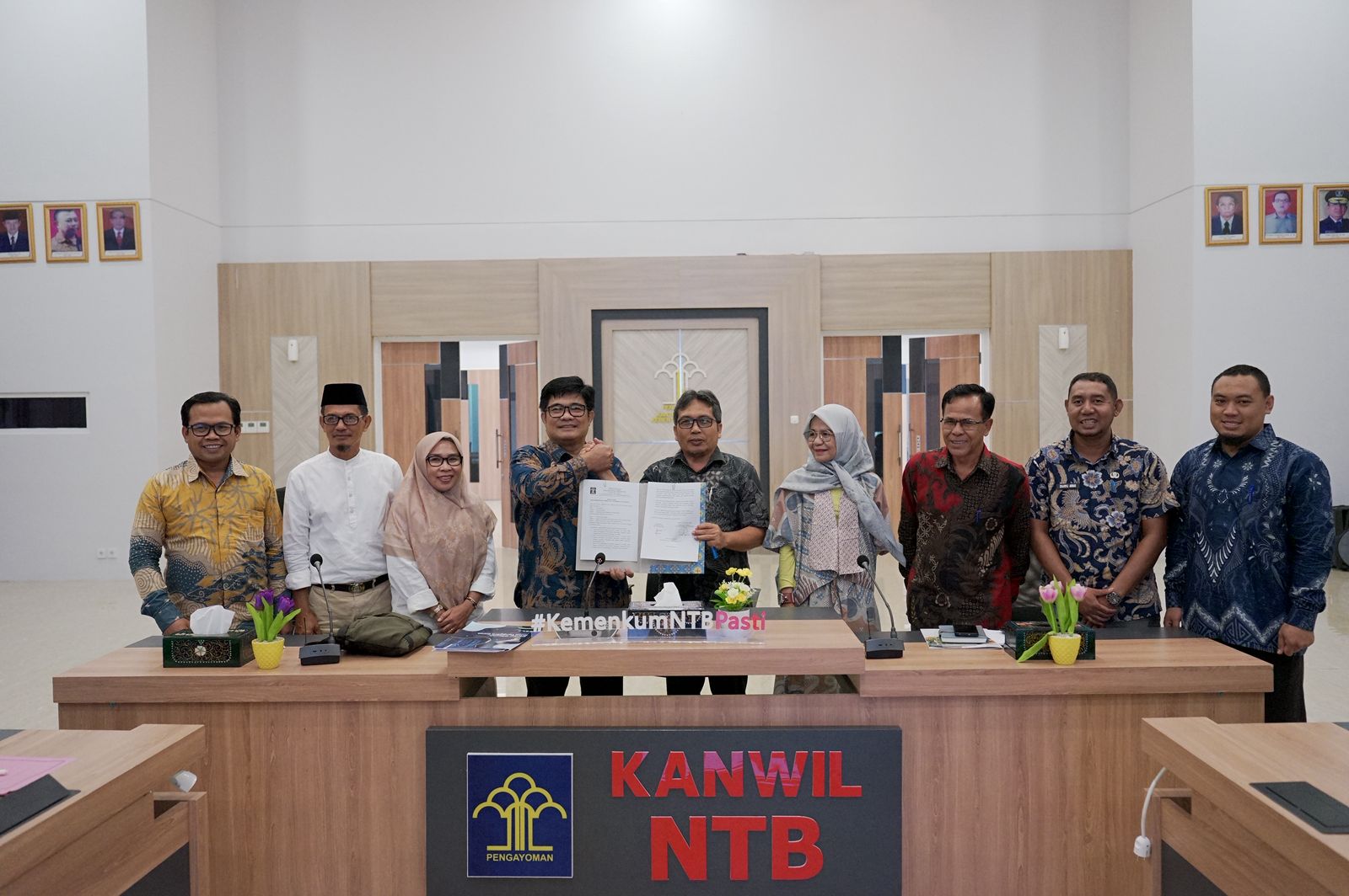 ‎Kanwil Kemenkum NTB Harmonisasi 3 Raperbup Kabupaten Sumbawa Barat